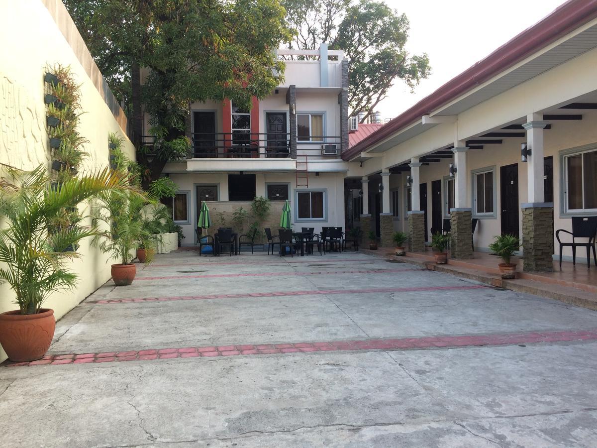 Manana Hotel Olongapo Exterior foto